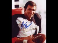 1570729931-burt-reynolds-signed-the-longest-yard-8×10