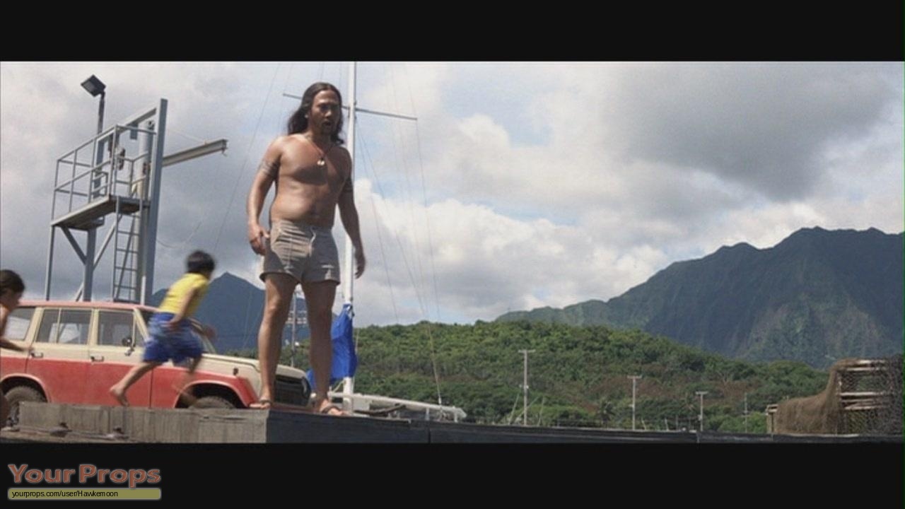 Ula in Shorts and Flip-Flops